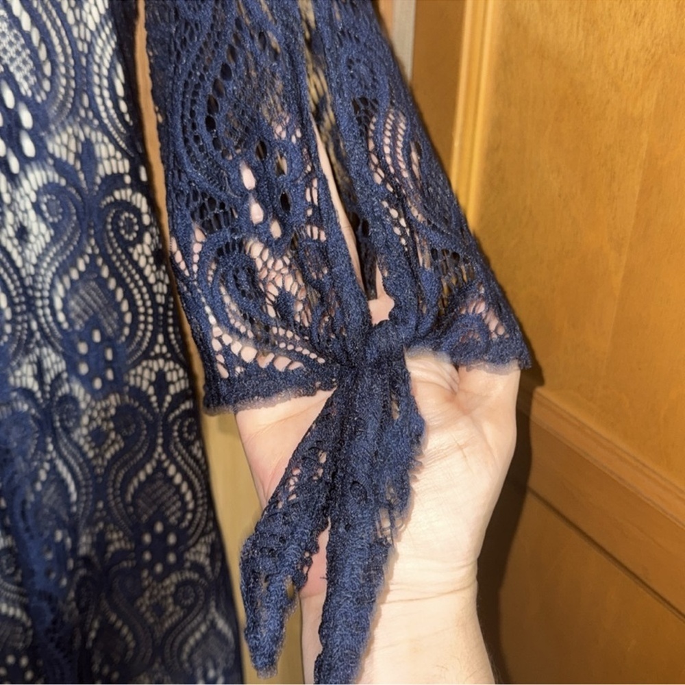Tacera  dress size large. Elegant Navy Lace Dress Lined - Picture 5 of 7